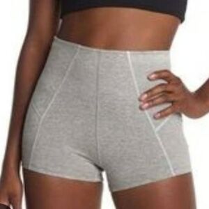 FP Movement Free People Gray High-Waisted Shorts “YOU’RE A PEACH” shorts Sz XS/4
